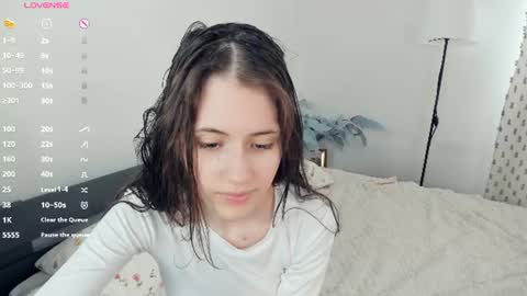 Ashley online show from 06/25/26, 01:48