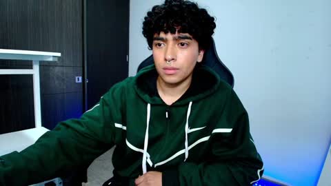 Nicolas online show from 01/26/25, 12:58