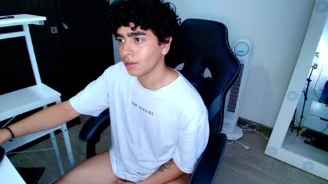 Nicolas online show from 01/29/25, 09:39