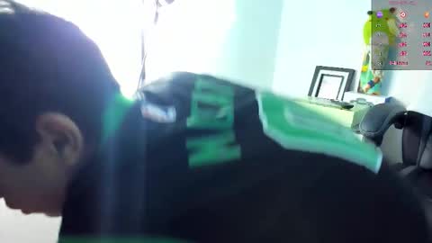 Nicolas online show from 10/24/25, 06:32