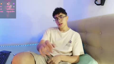 Nicolas online show from 12/14/25, 10:03