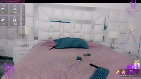 Nicky  Please help me with your thumbs up its importan online show from 09/15/25, 11:32