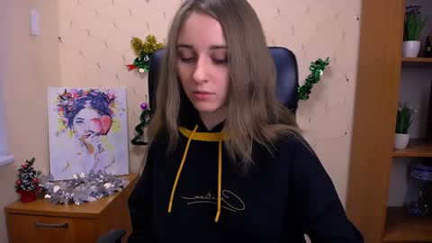 Snapshot of _nicole_new chatting on 01/03/25, 12:30 Nica online show from 01/03/25, 12:30