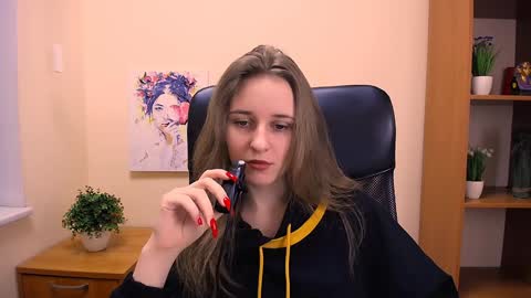 Snapshot of _nicole_new chatting on 01/15/25, 12:15 Nica online show from 01/15/25, 12:15