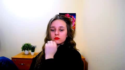 Snapshot of _nicole_new chatting on 02/07/25, 03:30 Nica online show from 02/07/25, 03:30