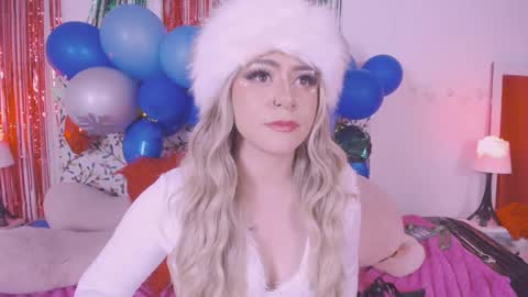 niiky online show from 12/26/24, 06:43