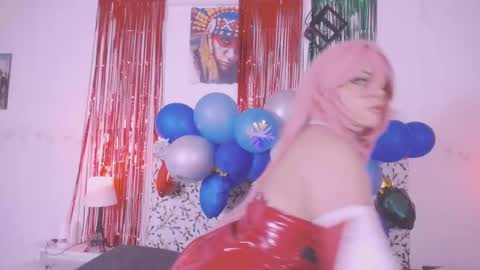 niiky online show from 12/28/24, 11:30