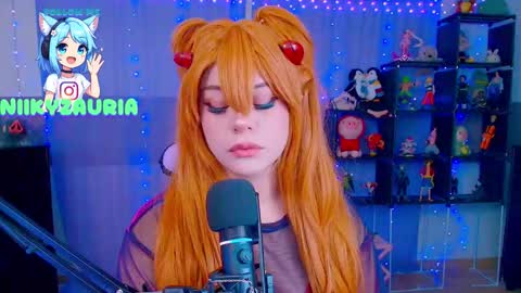 niiky online show from 11/12/25, 11:10