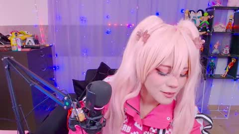 Snapshot of _niiky chatting on 01/17/26, 06:33 niiky online show from 01/17/26, 06:33