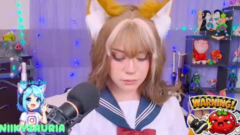 Snapshot of _niiky chatting on 02/13/26, 12:12 niiky online show from 02/13/26, 12:12