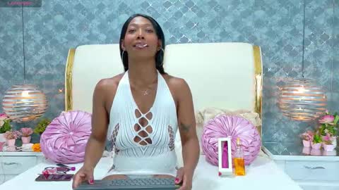  ninafox online show from 10/17/25, 02:08