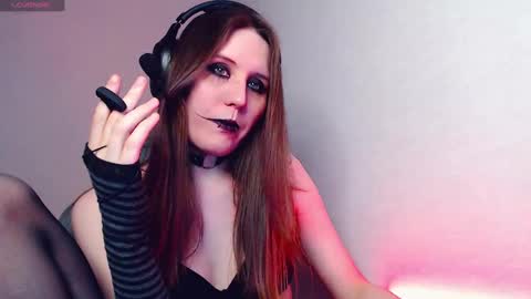 Snapshot of _nymphomaniac__ chatting on 02/11/25, 04:44 Tracy online show from 02/11/25, 04:44