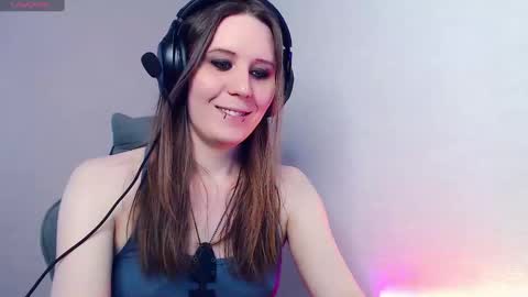 Snapshot of _nymphomaniac__ chatting on 02/12/25, 09:42 Tracy online show from 02/12/25, 09:42