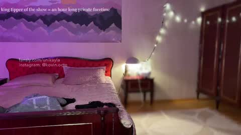 Snapshot of _octopussy_ chatting on 02/14/25, 07:28 Mikayla online show from 02/14/25, 07:28