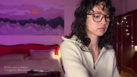 Snapshot of _octopussy_ chatting on 02/16/25, 04:53 Mikayla online show from 02/16/25, 04:53