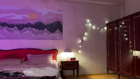 Snapshot of _octopussy_ chatting on 02/16/25, 07:59 Mikayla online show from 02/16/25, 07:59