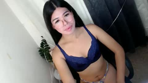 _odette22 online show from 06/01/26, 05:42