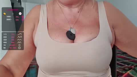 Charlotte online show from 09/19/25, 10:05