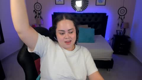 Olivia jones online show from 04/24/26, 01:24
