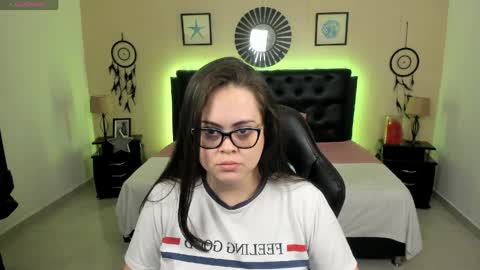 Olivia jones online show from 05/12/26, 11:51