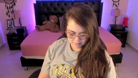 Olivia jones online show from 06/04/26, 03:29