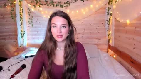 Olivia Wolf  online show from 03/15/26, 08:48