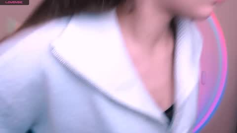 Olivia online show from 12/01/25, 01:16