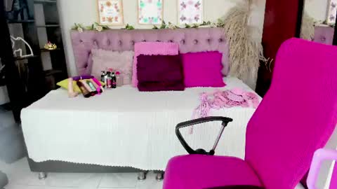 pamela online show from 06/24/26, 07:46