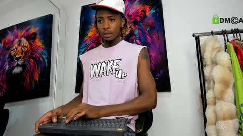 Snapshot of _pantera_09 chatting on 12/07/24, 04:09 Kevin online show from 12/07/24, 04:09