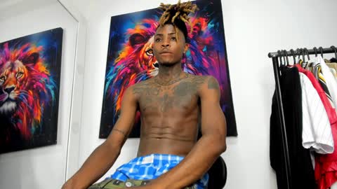 Snapshot of _pantera_09 chatting on 12/30/24, 05:26 Kevin online show from 12/30/24, 05:26