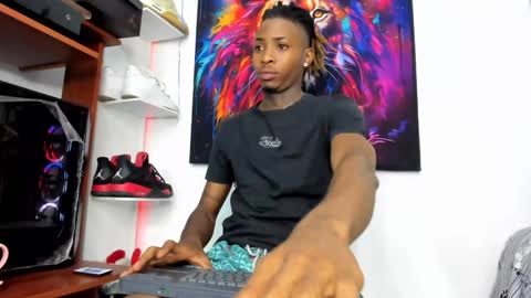 Snapshot of _pantera_09 chatting on 01/25/25, 08:42 Kevin online show from 01/25/25, 08:42