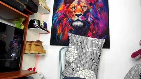 Snapshot of _pantera_09 chatting on 02/23/25, 08:17 Kevin online show from 02/23/25, 08:17