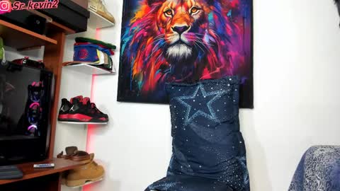 Snapshot of _pantera_09 chatting on 03/03/25, 12:27 Kevin online show from 03/03/25, 12:27