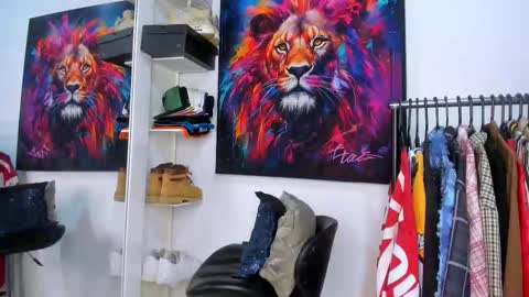 Snapshot of _pantera_09 chatting on 10/27/25, 08:29 Kevin online show from 10/27/25, 08:29