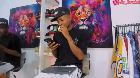 Snapshot of _pantera_09 chatting on 11/07/25, 09:09 Kevin online show from 11/07/25, 09:09