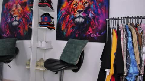 Snapshot of _pantera_09 chatting on 11/27/25, 09:17 Kevin online show from 11/27/25, 09:17