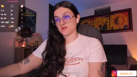 Snapshot of _peach__ chatting on 01/31/25, 02:37 violeta ig online show from 01/31/25, 02:37