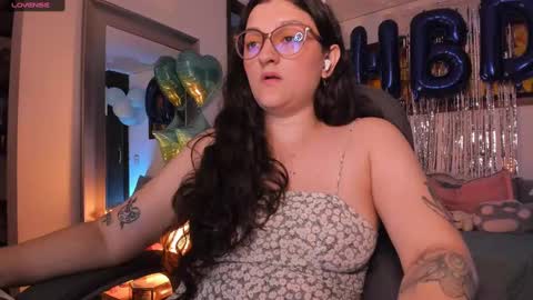 Snapshot of _peach__ chatting on 03/09/25, 06:50 violeta ig online show from 03/09/25, 06:50
