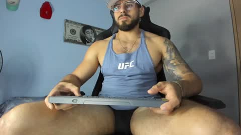 Snapshot of _poseidon1_ chatting on 01/18/25, 04:15 Poseidon online show from 01/18/25, 04:15