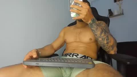 Snapshot of _poseidon1_ chatting on 02/26/25, 10:20 Poseidon online show from 02/26/25, 10:20