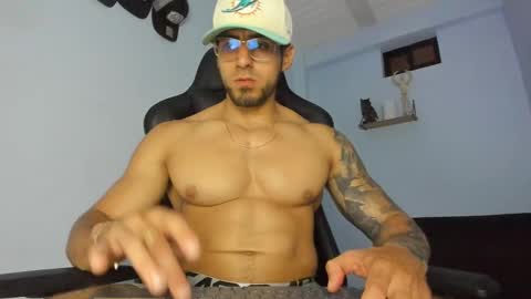 Snapshot of _poseidon1_ chatting on 03/07/25, 10:54 Poseidon online show from 03/07/25, 10:54