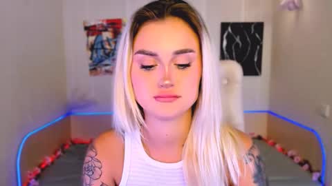 _ravena online show from 10/03/25, 02:14