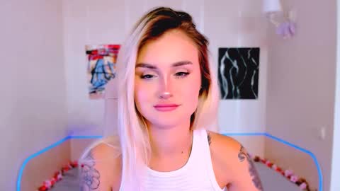 _ravena online show from 10/04/25, 12:03