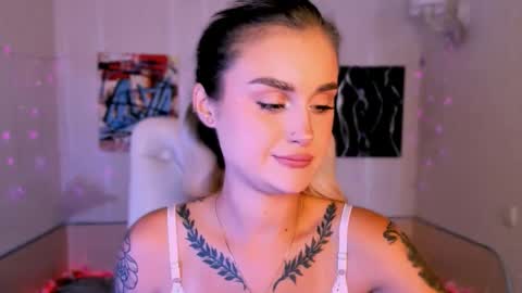 _ravena online show from 10/10/25, 10:25