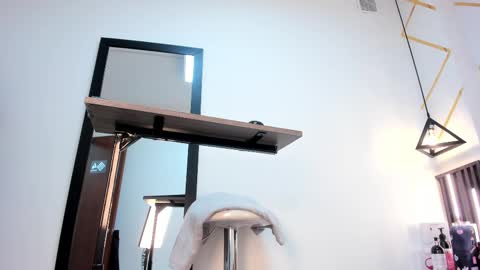 rebecca online show from 10/25/25, 05:51