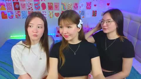 LISSAPVT IS OPEN online show from 03/12/25, 07:59