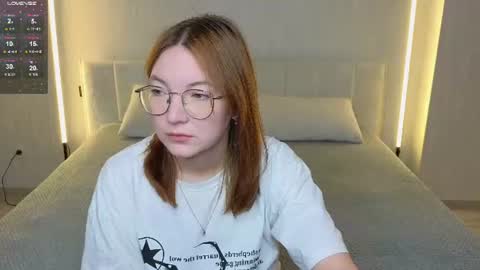 LISSAPVT IS OPEN online show from 06/19/26, 03:11