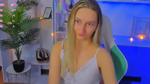Snapshot of _ri_na_ chatting on 12/27/24, 01:07 I am Rina online show from 12/27/24, 01:07