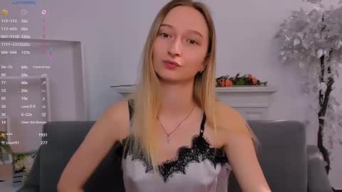 Snapshot of _ri_na_ chatting on 09/10/25, 05:51 I am Rina online show from 09/10/25, 05:51