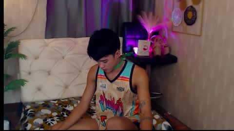 _robinmartinxx online show from 12/15/25, 05:34